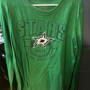 Large long sleeve Dallas Stars shirt